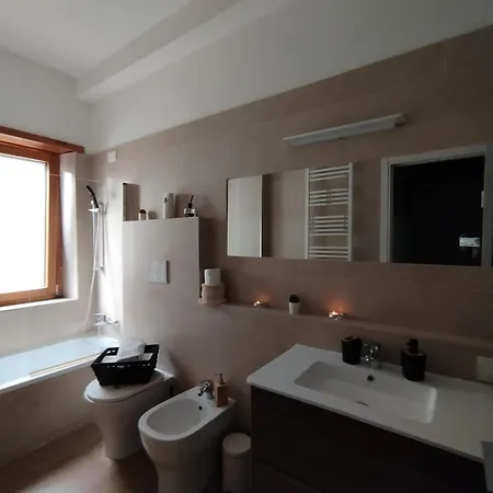 Coffee And The Bed & Breakfast *