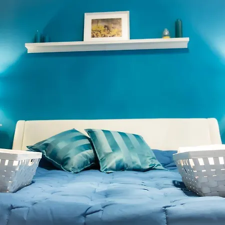 Coffee And The Bed & Breakfast *