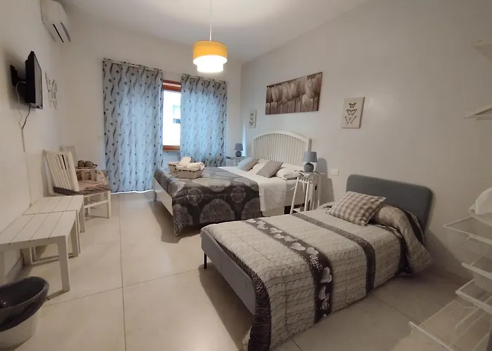 Frühstückspension Coffee And The *